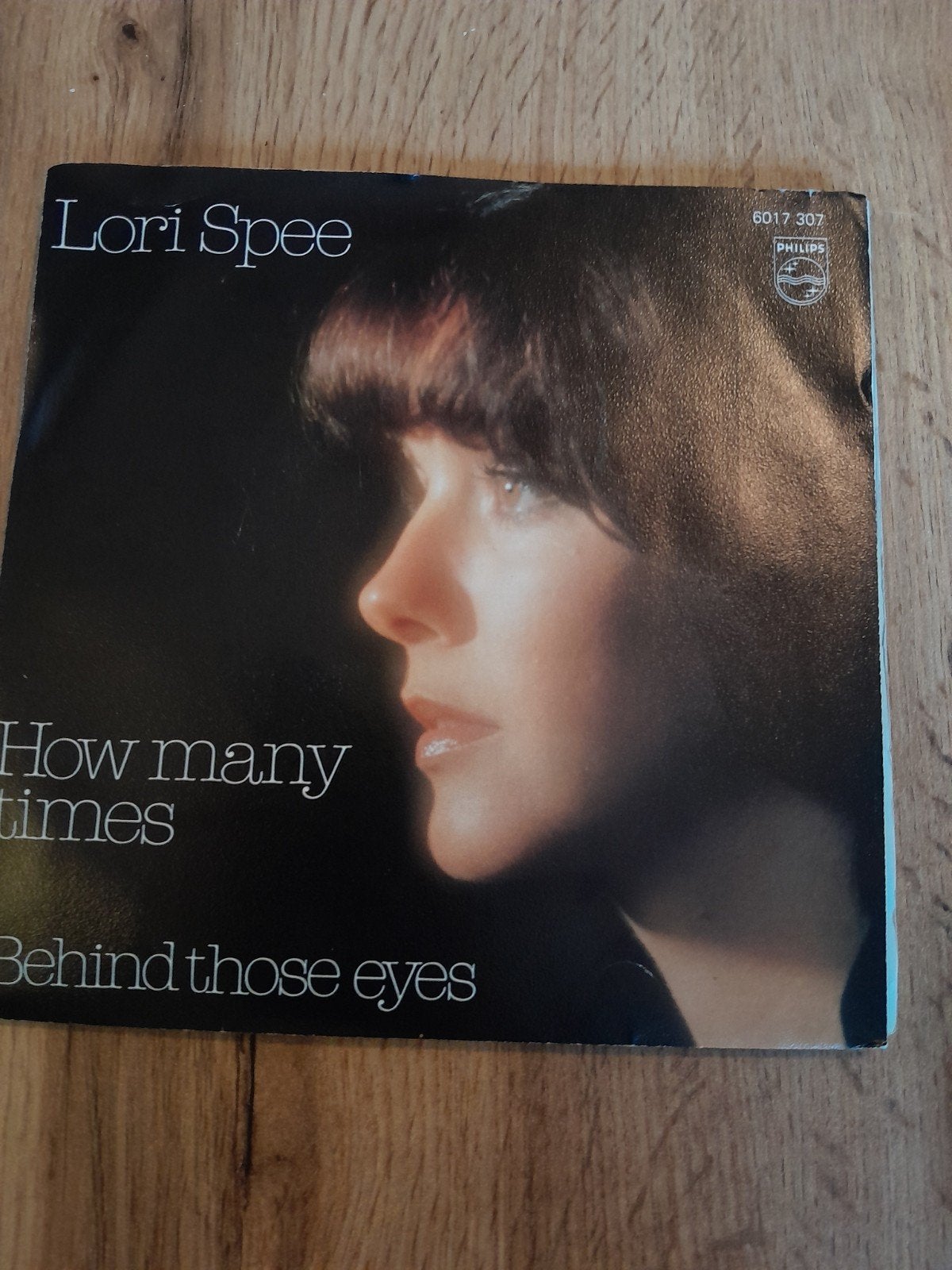 Lori spee 7 inch how many times, Ophalen of Verzenden, Zo goed als nieuw, Pop