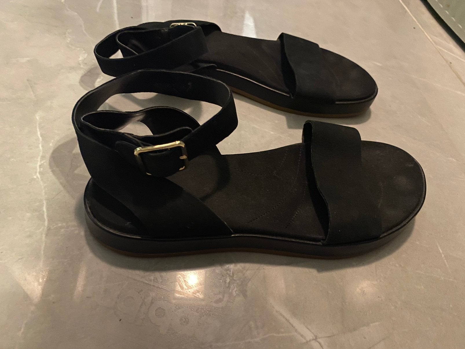 Sandalen maat 39 Clarks, Zwart, Zo goed als nieuw, Sandalen of Muiltjes, Ophalen of Verzenden