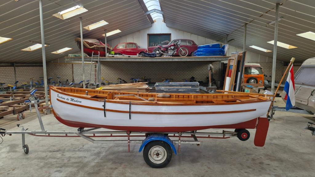 Prachtige houten sloep 5.90m – topstaat, incl trailer BJ '22, Sloep, Ophalen of Verzenden, Hout, Trailer