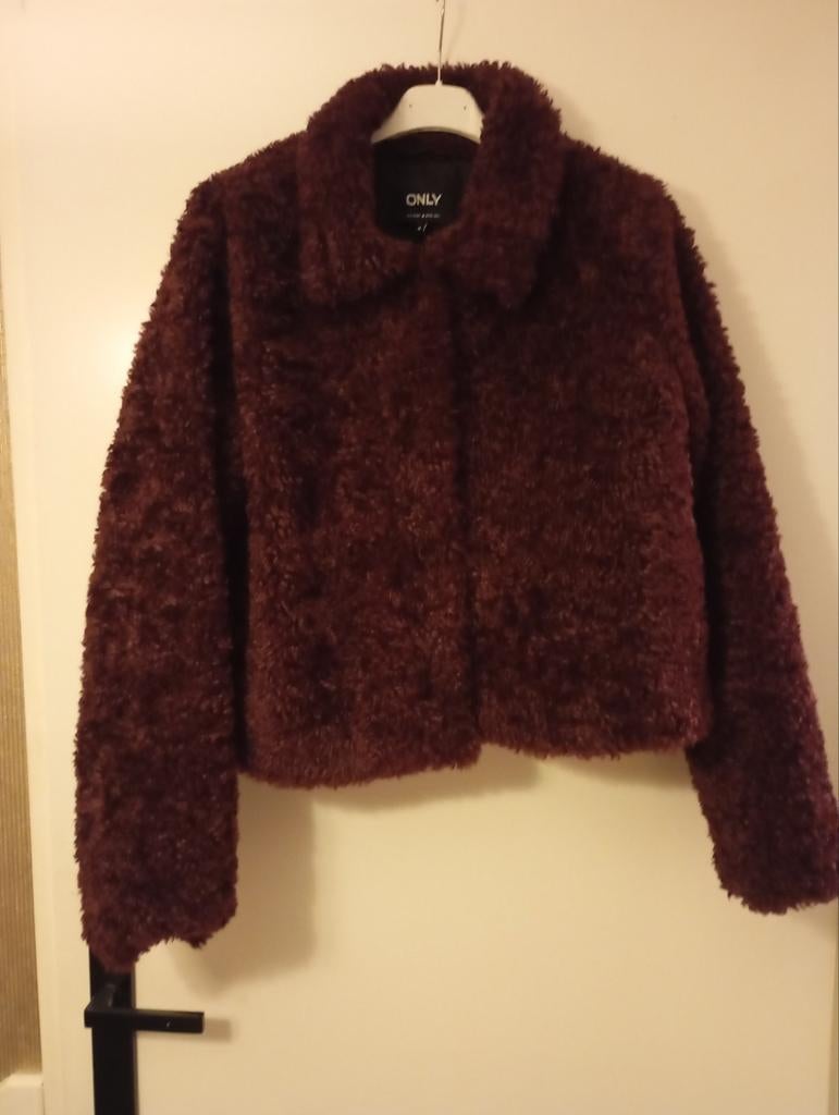 bruinrode teddy jas van Only maat XL, Ophalen of Verzenden, Nieuw, Maat 46/48 (XL) of groter, Beige