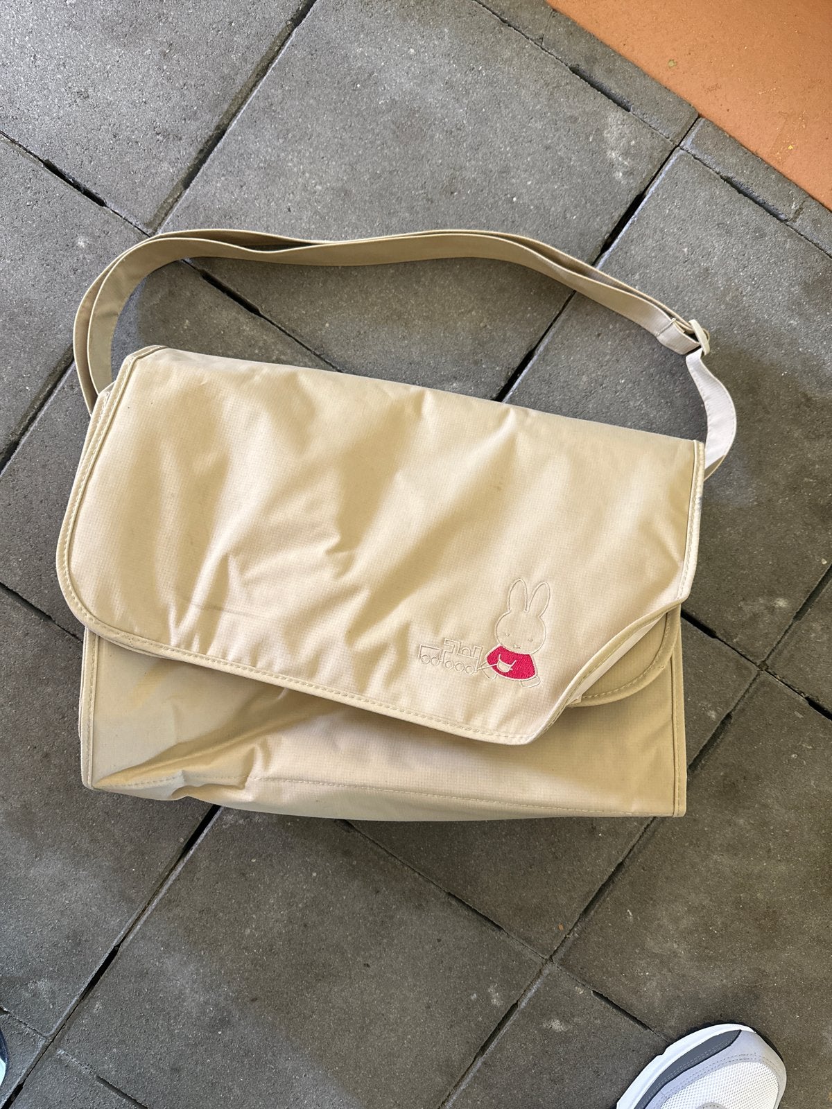 Miffy Schoudertas - Beige met Miffy-opdruk, Ophalen of Verzenden, Gebruikt, Schoudertas