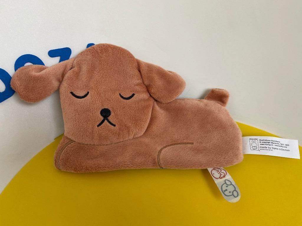 275 tiamo hond hondje nijntje Snuffie plat 2x, Ophalen of Verzenden, Zo goed als nieuw, Hond