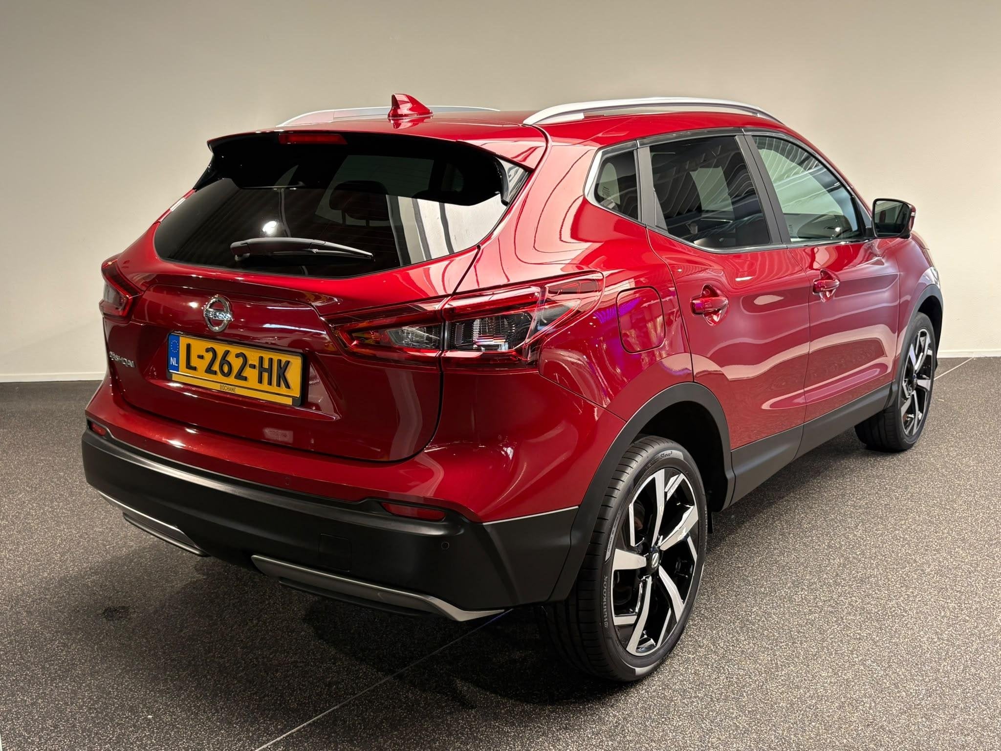 Nissan Qashqai 1.3 DIG-T Premium Edition | Leder | 360º Cam, Auto's, Nissan, Automatische klimaatregeling, Gebruikt, Met garantie (alle)