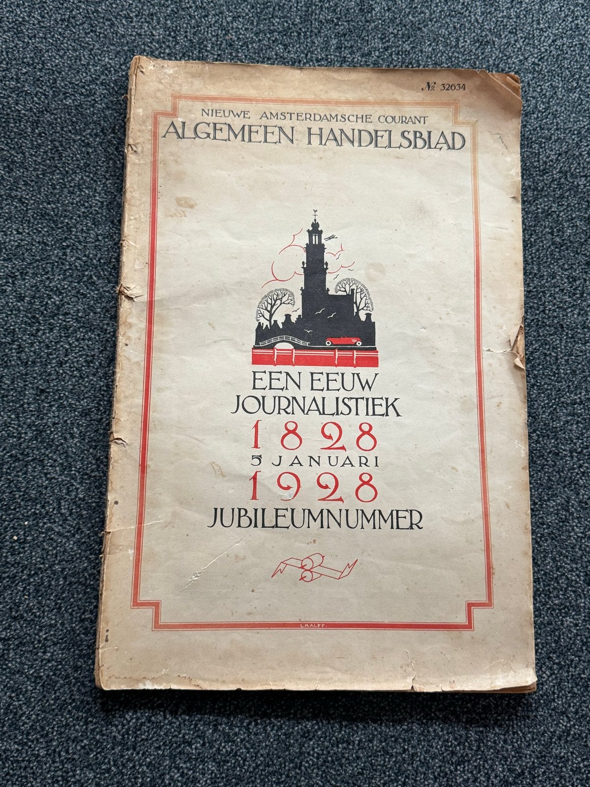 Algemeen Handelsblad Jubileumnummer 1928 - Een Eeuw Journali, Ophalen of Verzenden, Gelezen, Krant