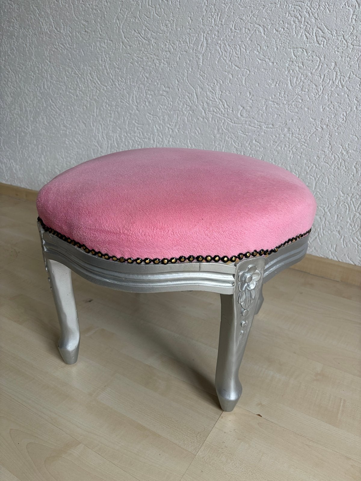 Super mooi roze vintage brocante krukje, Huis en Inrichting, Krukjes, Ophalen of Verzenden, Gebruikt, Hout