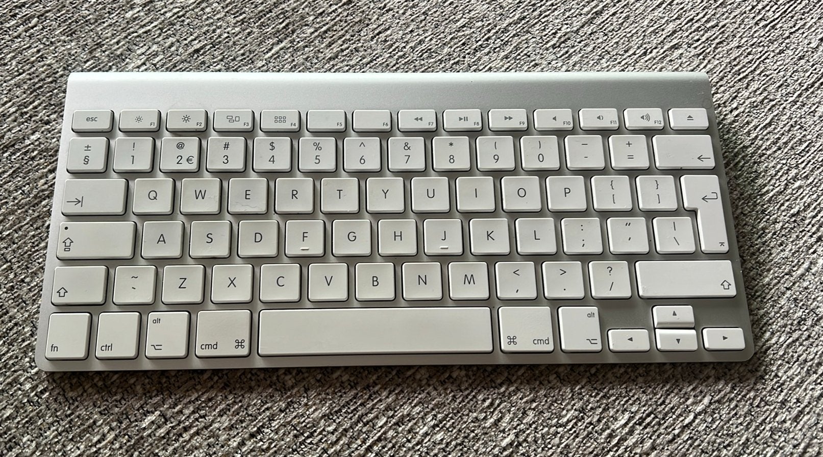 Apple Wireless Keyboard- Qwerty indeling, Ophalen of Verzenden, Qwerty, Zo goed als nieuw, Draadloos