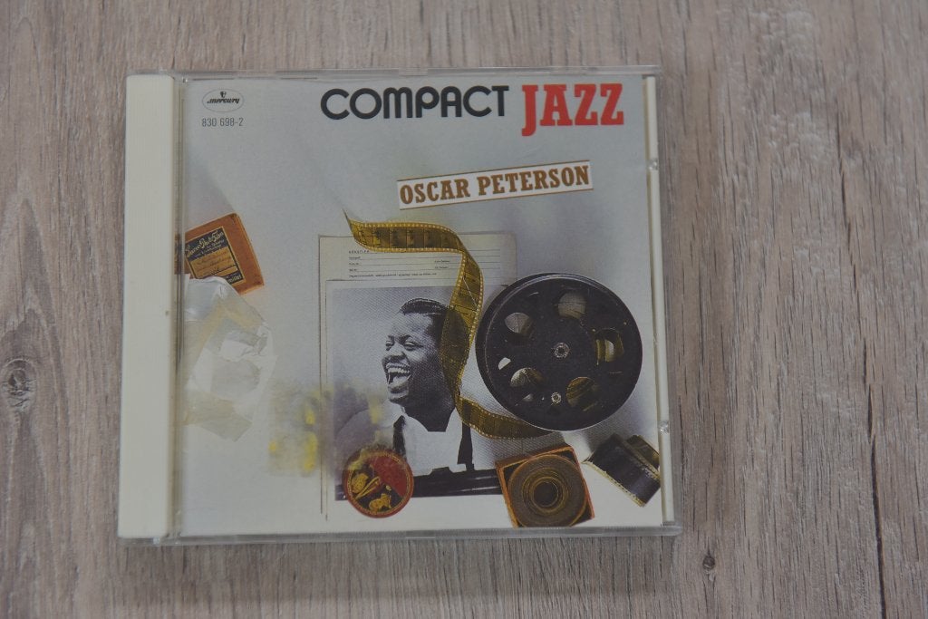 OSCAR PETERSON -- COMPACT JAZZ, Inclusief boekje, Verzenden, Zo goed als nieuw, Jazz