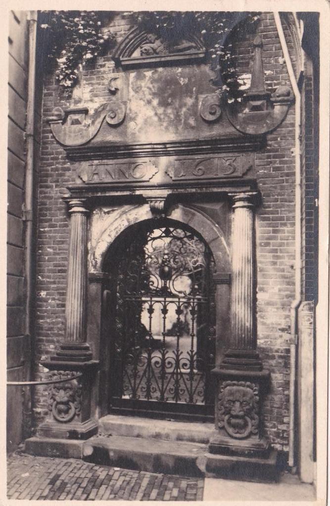 18342 Deventer Poortje Spijkerboorsteeg gelopen Overijssel, Verzamelen, Ansichtkaarten | Nederland, Verzenden, 1920 tot 1940, Gelopen