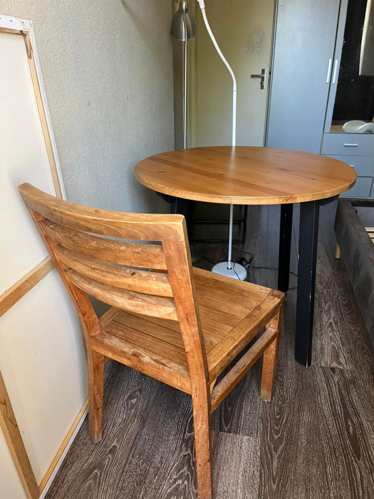 Chair wood, 1 kruk, Ophalen, Zo goed als nieuw, 60 tot 90 cm
