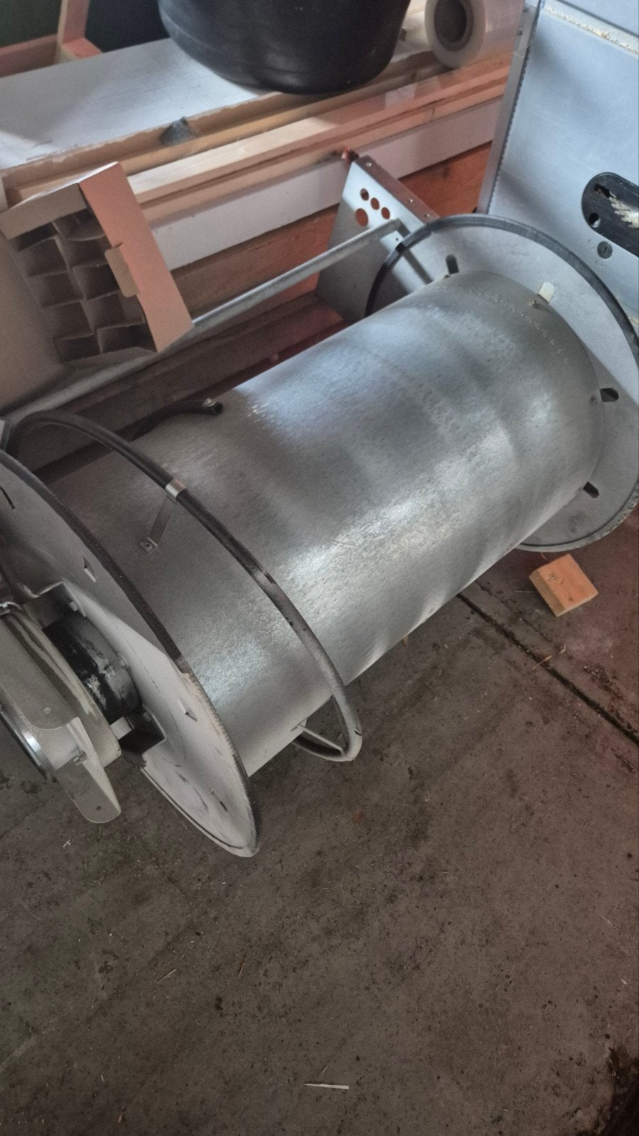 Grote industriele slanghaspel, 81cm breed., Ophalen, Afzuiger