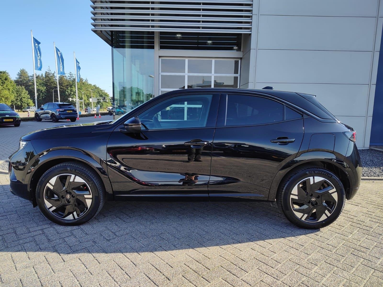 Foto 2 van Opel Mokka Electric GS 54 kWh 360 Camera | Adaptive cruise c