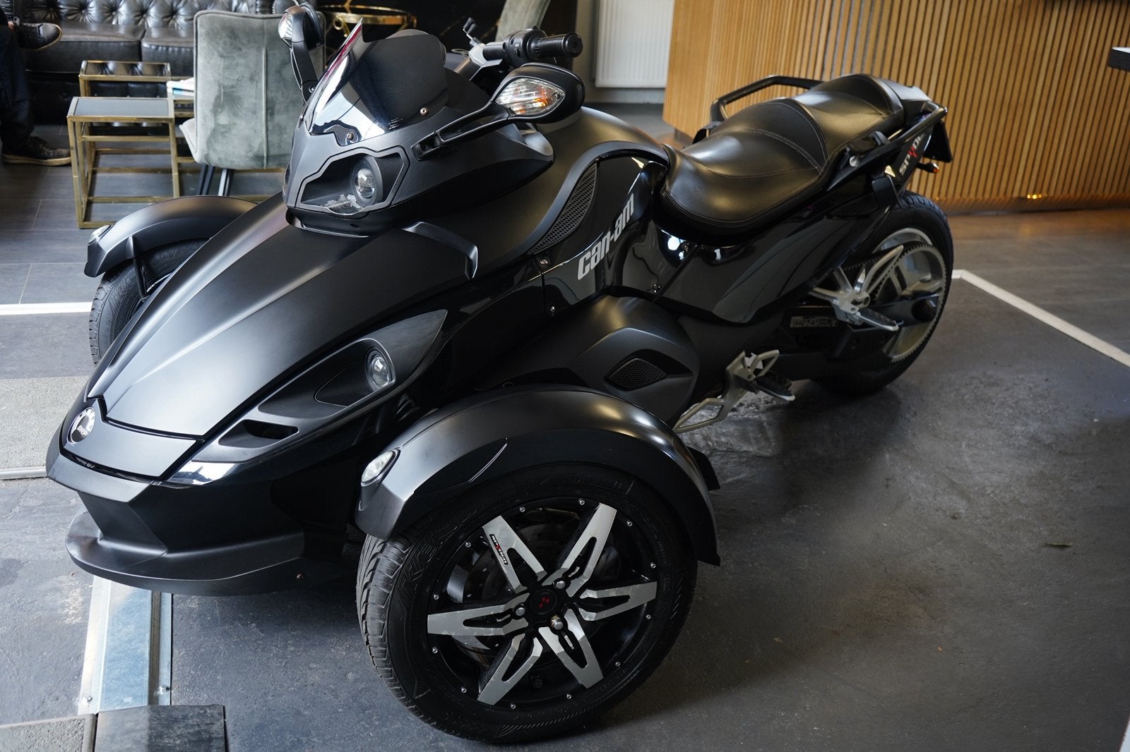 Can-Am Spyder RS SE5 | 2010 | 11.xxx km | Grote beurt, 998 cc, Meer dan 35 kW