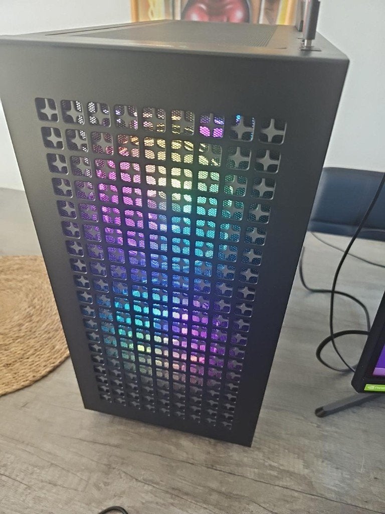 Foto 7 van High-End 4K Gaming PC | RTX 4070 SUPER | 32GB RAM | 2TB SSD