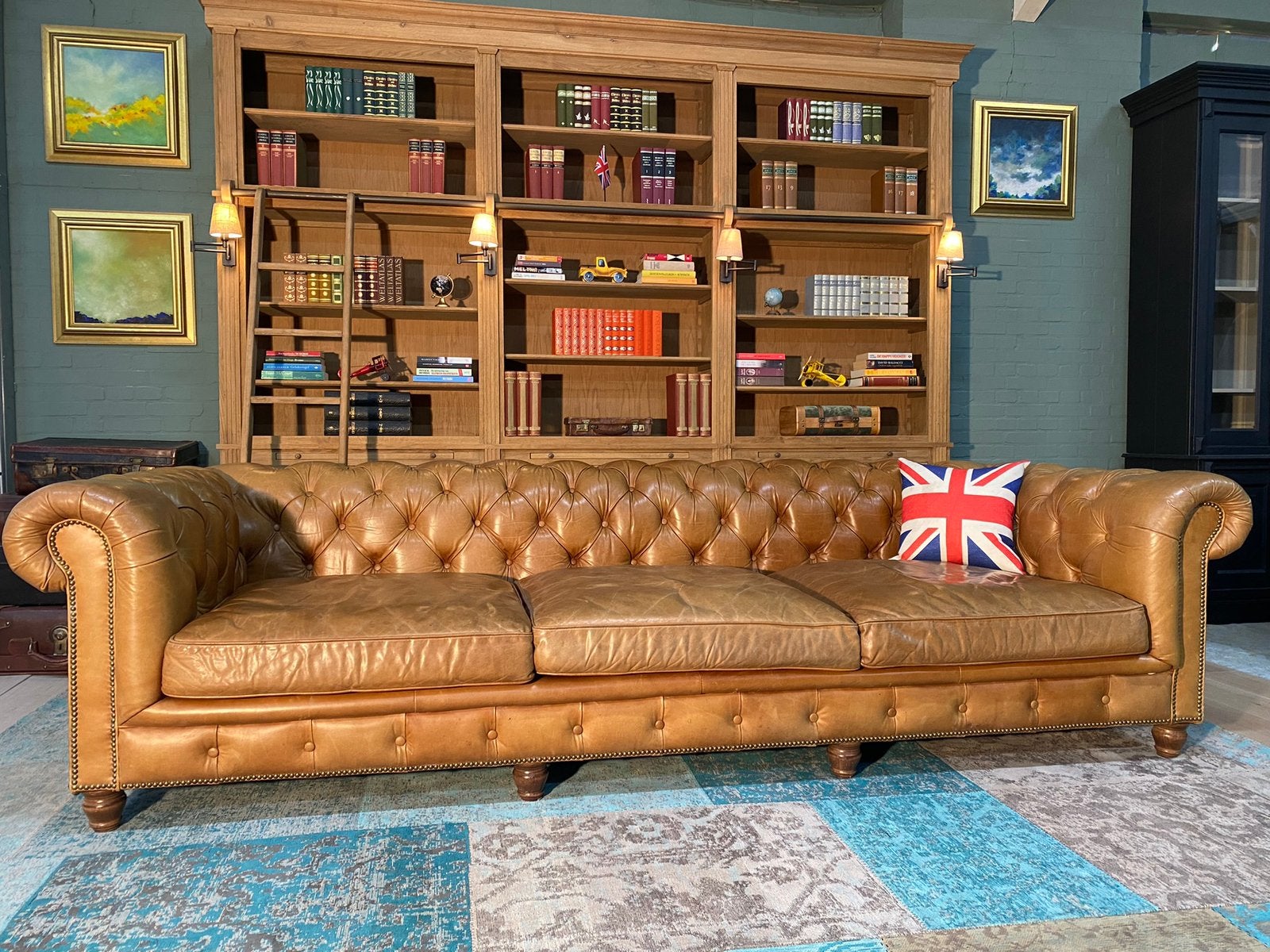Prachtige XXL Chesterfield bank cognac, Huis en Inrichting, Banken | Bankstellen, Ophalen, Zo goed als nieuw, 200 tot 250 cm, Leer