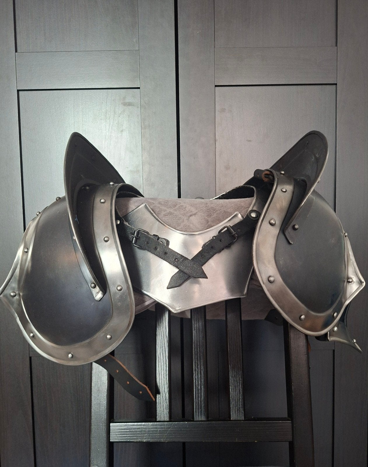 set schouder harnas + gorget, Ophalen of Verzenden, Zo goed als nieuw, Overige typen