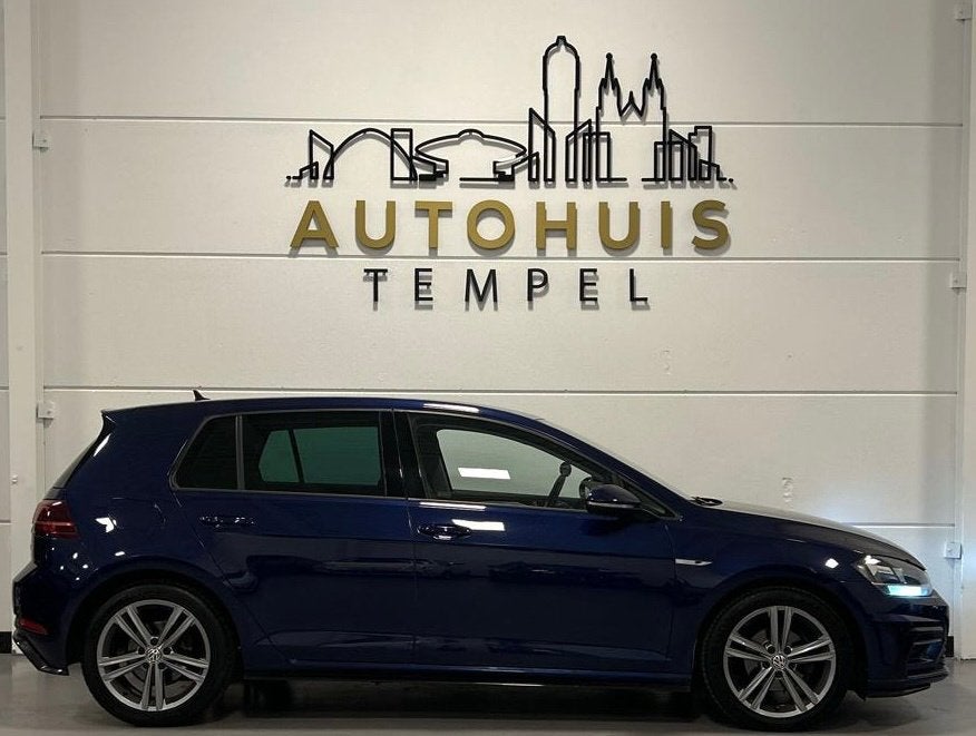 Volkswagen Golf 1.0 TSI Highline Business R Nap 1E Eigenaar, Auto's, Gebruikt, Euro 6, Blauw, Origineel Nederlands