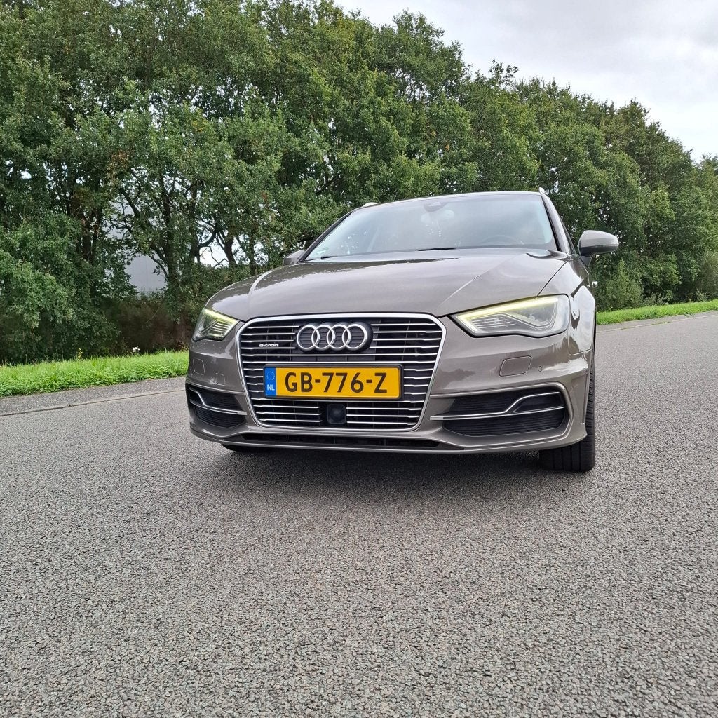 Audi A3 1.4 Tfsi 204pk E-tron Phev S Tronic 2015 Grijs, Auto's, Stof, 4 cilinders, 1395 cc, Grijs