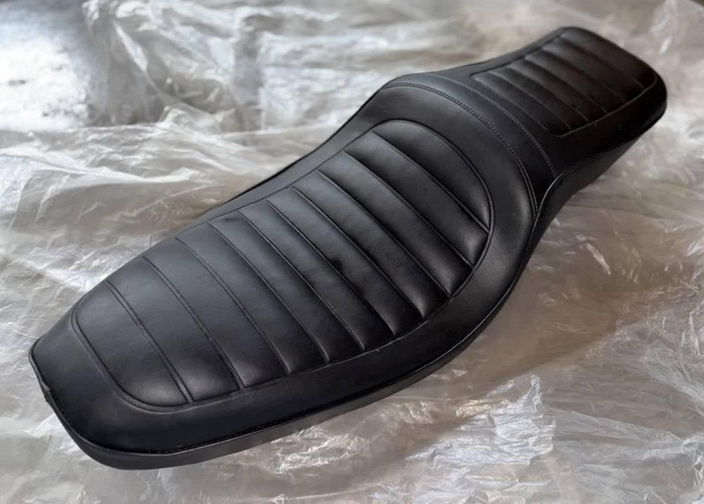 GEZOCHT: seat of zadel Sportster 79-81, Motoren, Ophalen of Verzenden