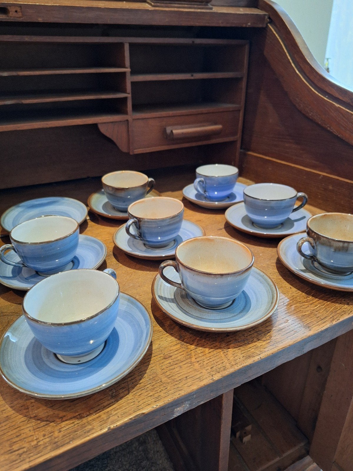 Volendams aardewerk. Kopjes en schotels., Ophalen of Verzenden