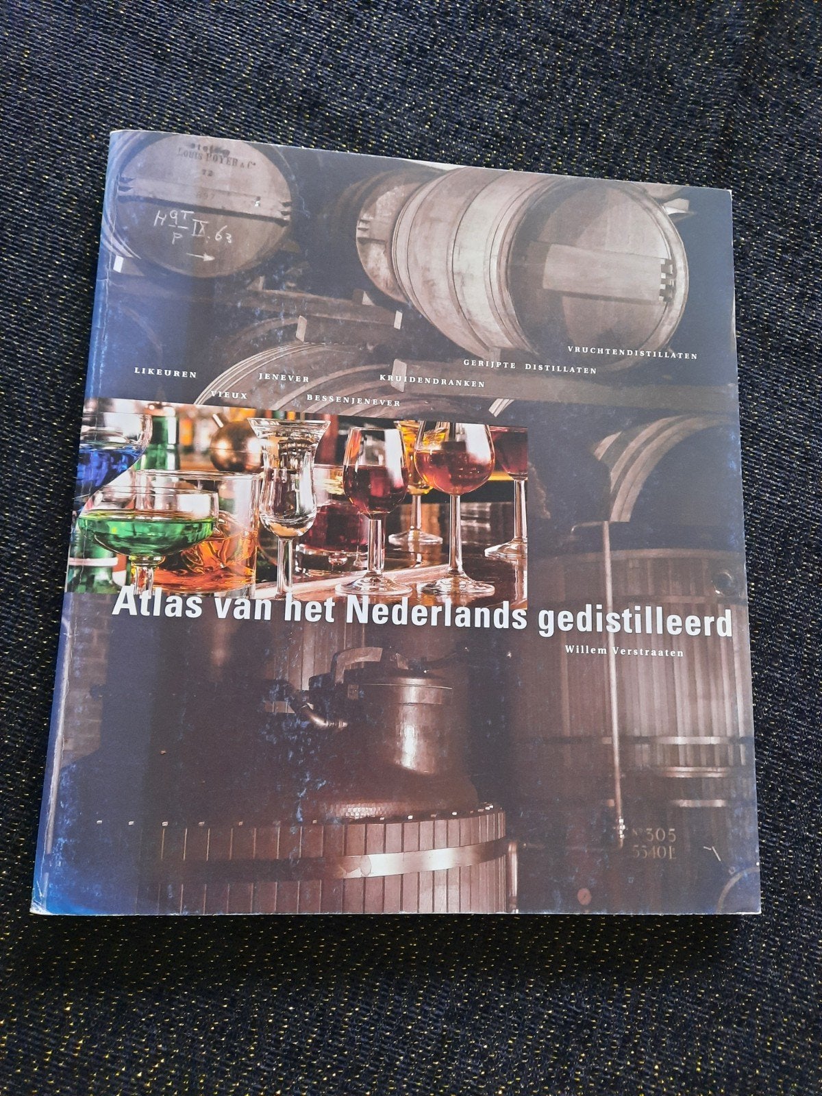 Atlas van het Nederlands gedistilleerd - Willem Verstraaten, Ophalen of Verzenden, Zo goed als nieuw, Willem Verstraaten, Nederland