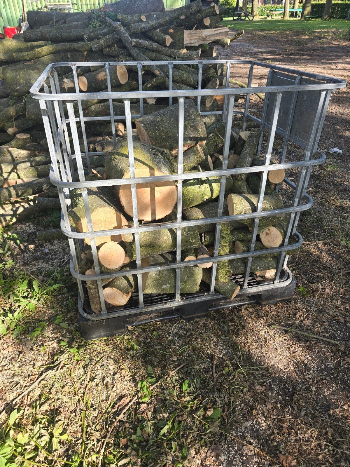 2 kratten haardhout es essenhout brandhout, Minder dan 3 m³, Ophalen