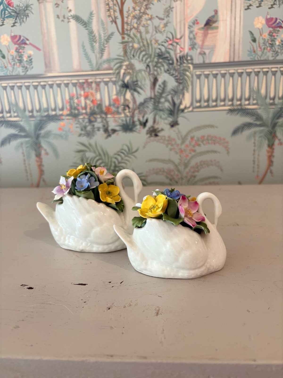 Vintage Aynsley Porseleinen Zwanen met Bloemen - Perfecte St, Ophalen of Verzenden