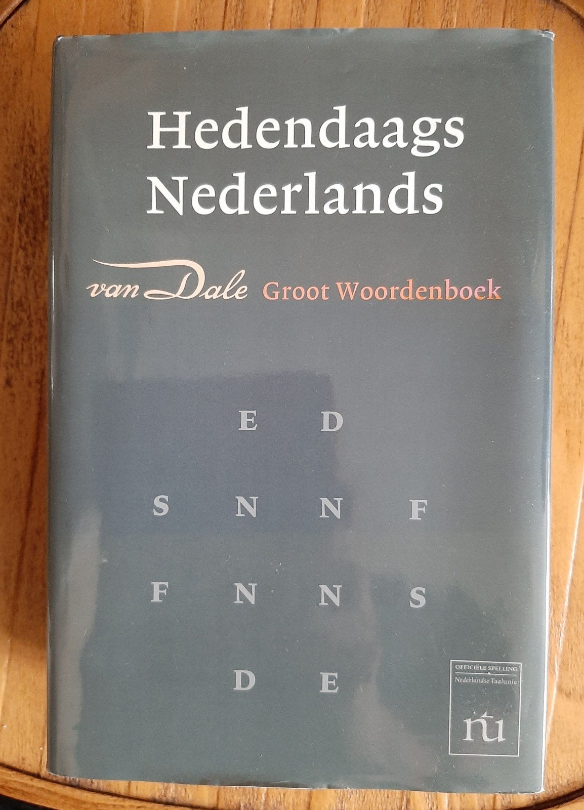 Van Dale Groot Woordenboek Hedendaags Nederlands, Boeken, Ophalen, Zo goed als nieuw, Van Dale, Nederlands