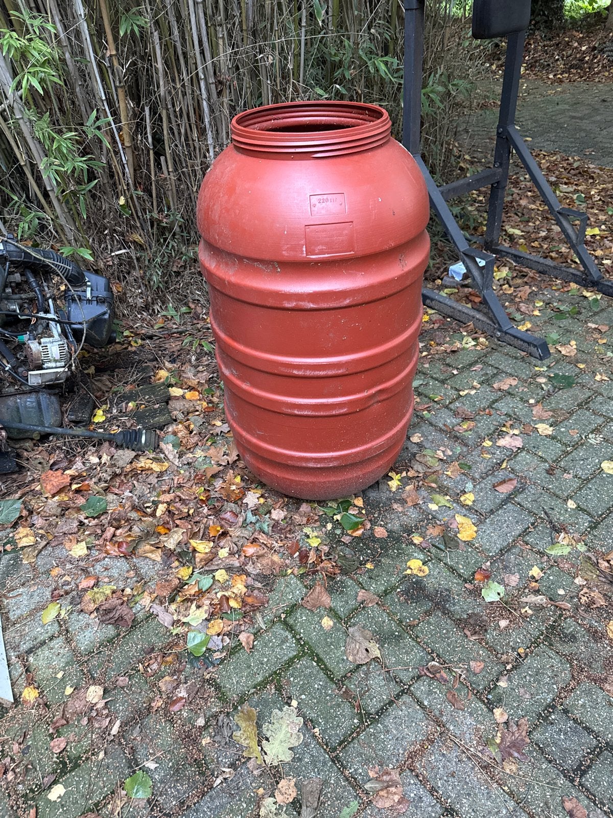 5x 220 liter vaten/tonnen (met/zonder deksel), Ophalen of Verzenden, Gebruikt