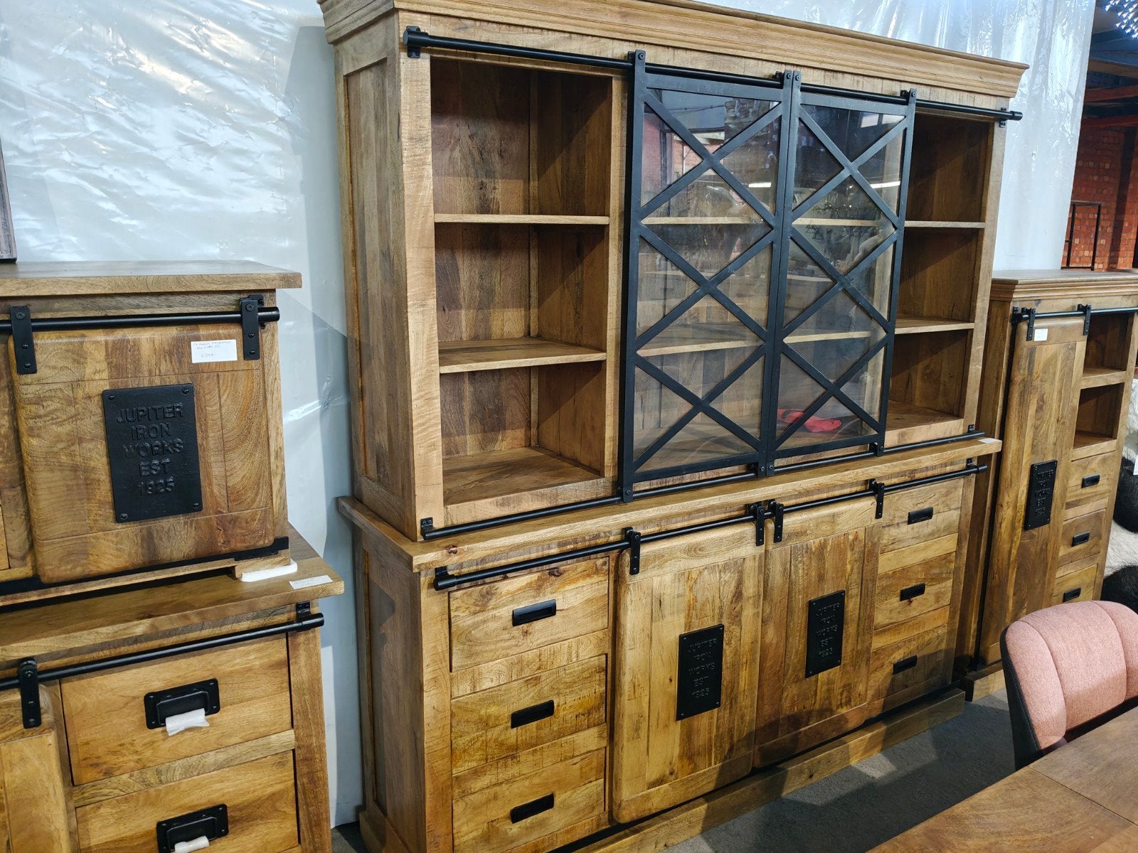 Buffetkast Mangohout 190x45x200 cm, Huis en Inrichting, Ophalen, Glas, Met deur(en), 200 cm of meer