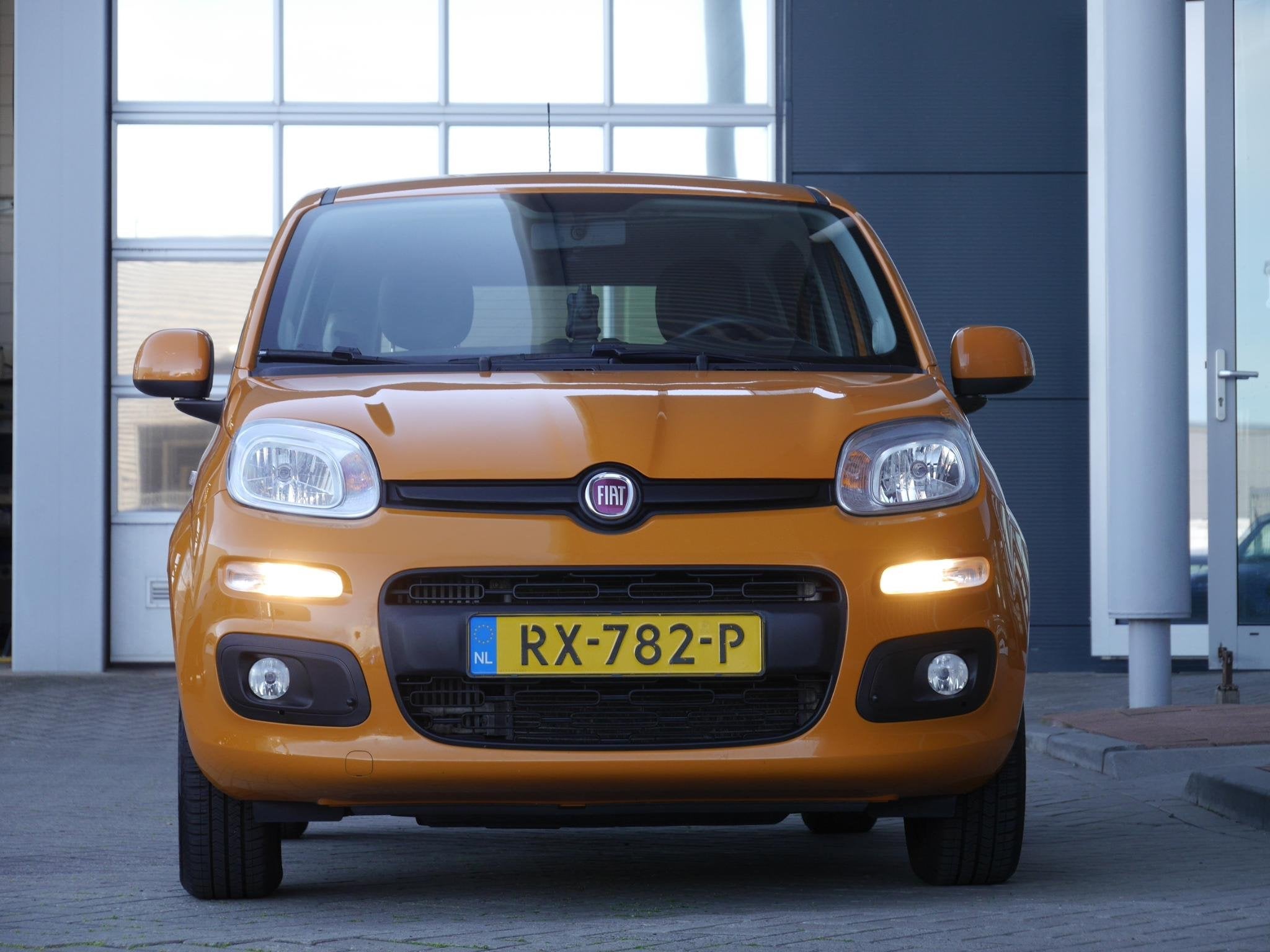 Fiat Panda 0.9 TwinAir Lounge | Mistlampen | Airco | Bluetoo, Auto's, Fiat, Voorwielaandrijving, Stof, Gebruikt, Bedrijf