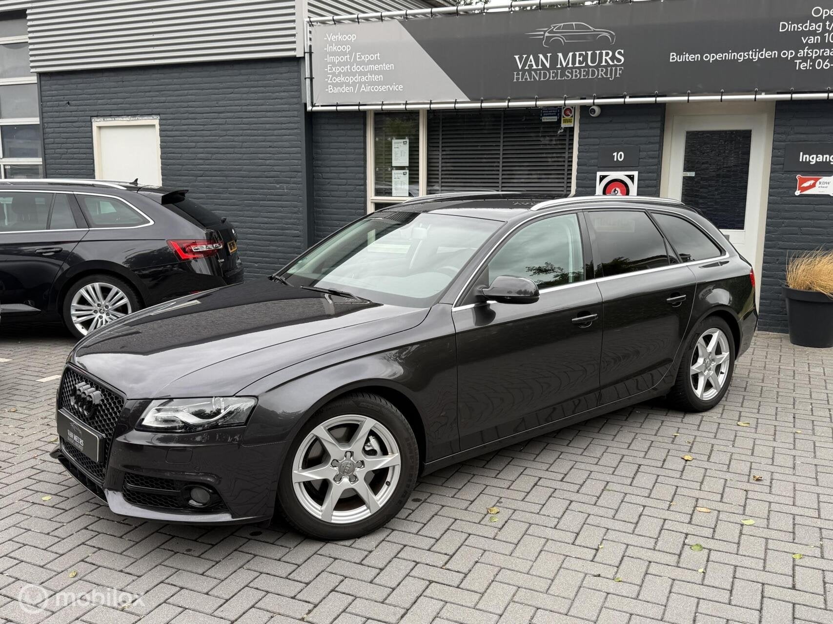 Audi A4 Avant 1.8 TFSI Pro Line S Automaat, RVS uitlaat, xen, Auto's, Euro 5, Stof, Gebruikt, Zwart