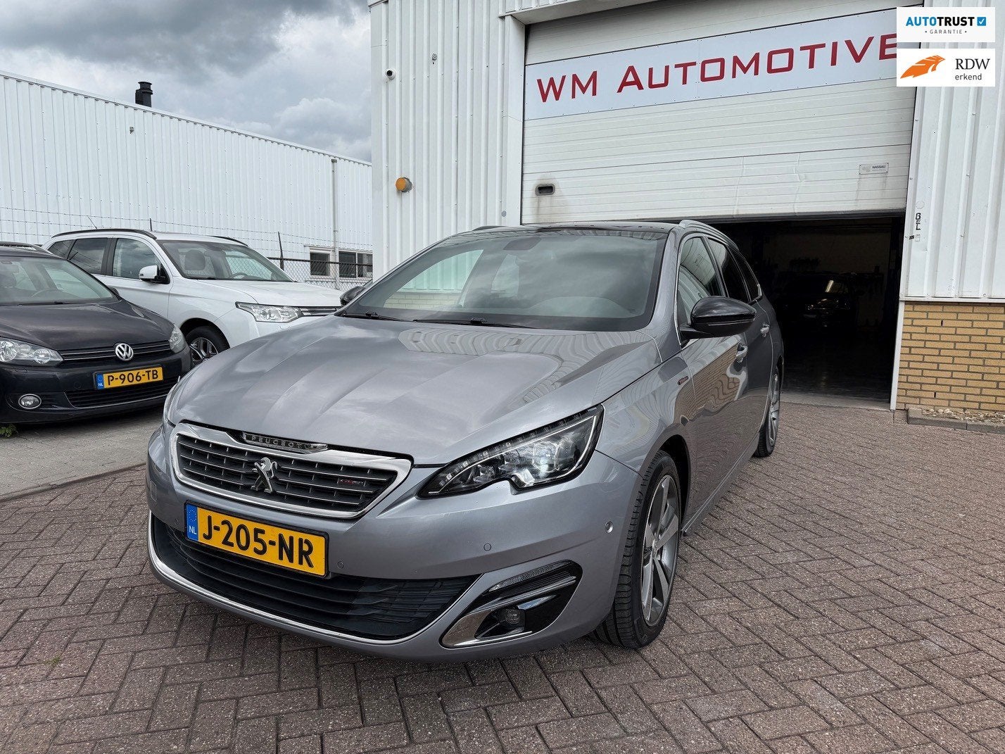 Peugeot 308 SW 1.2 PureTech GT-line APK T/M 24-8-2027, Auto's, Peugeot, Gebruikt, 1199 cc, 1165 kg, Leder en Stof