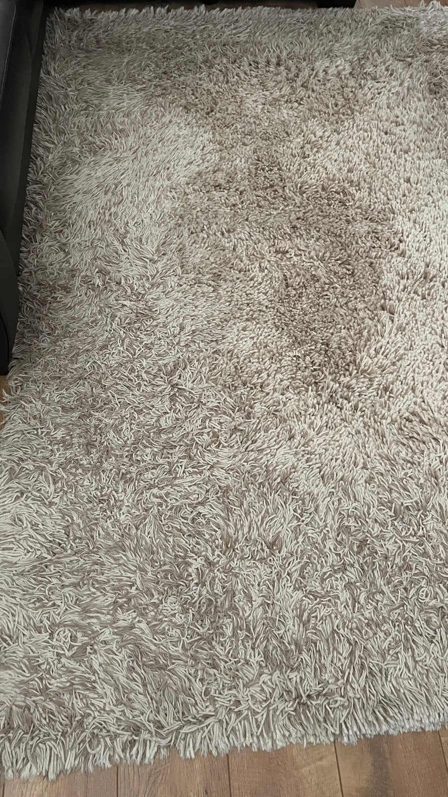 Zacht beige hoogpolig vloerkleed 240x170 cm, Huis en Inrichting, Stoffering | Tapijten en Kleden, Ophalen, Gebruikt, 100 tot 150 cm