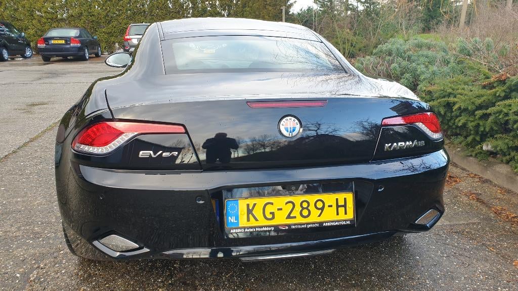 Fisker Karma 2.0 E 156KW 2012 Zwart, Auto's, Achterwielaandrijving, Zwart, 4 cilinders, 4 stoelen