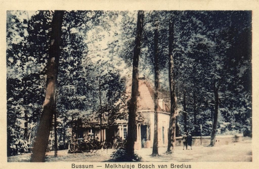 Bussum - Melkhuisje Bosch van Bredius - 1945 gelopen, Ophalen of Verzenden, 1940 tot 1960, Gelopen, Noord-Holland