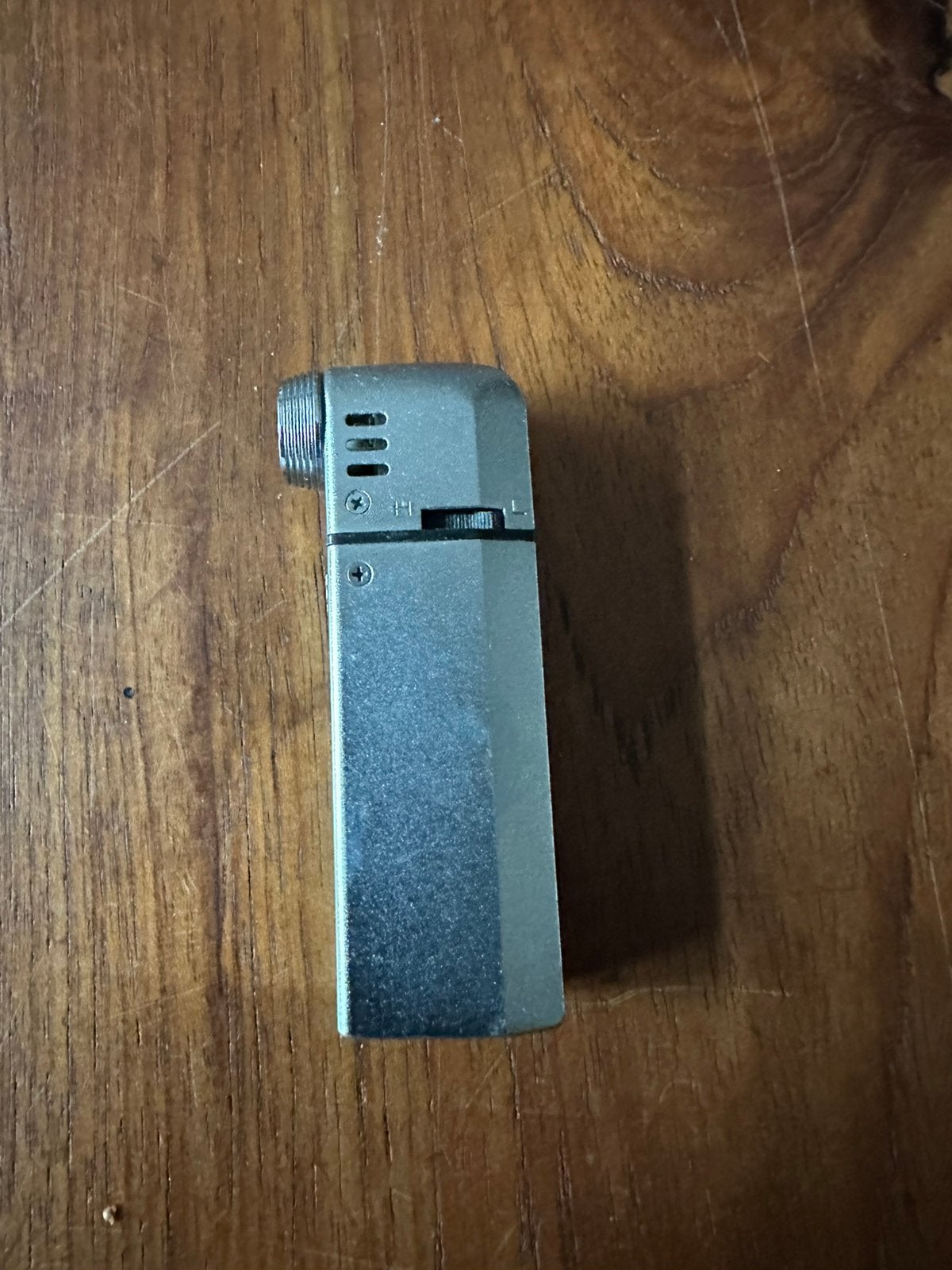Vintage Pipette Pijpaansteker – Zilverkleurig – Gas / Butaan, Ophalen of Verzenden, Zo goed als nieuw, Aansteker