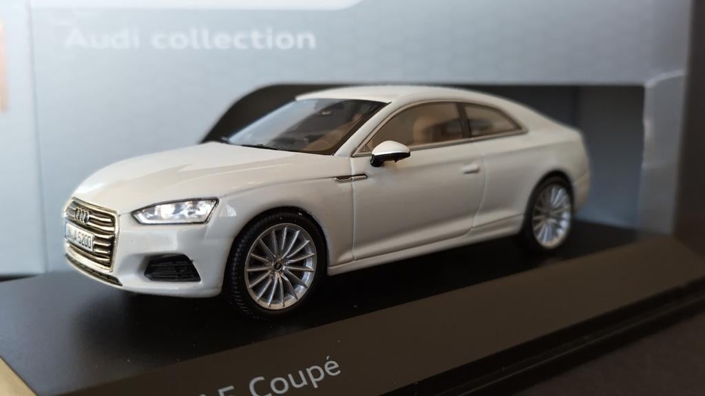 Audi A5 Coupe b9 White 1;43 Spark Audi Collection Pol, Overige merken, Auto, Verzenden, .