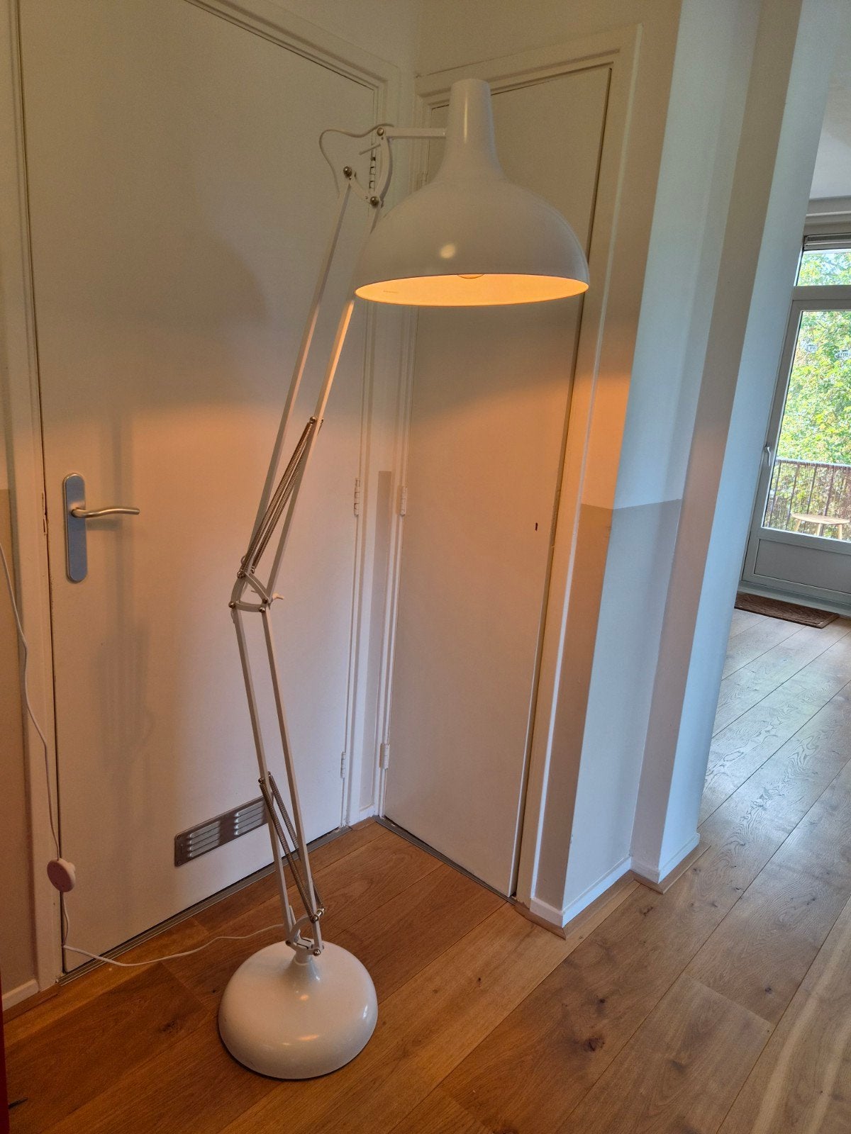 Vloerlamp Enli Wit, verstelbaar, E27 fitting, Huis en Inrichting, Ophalen, Gebruikt, E27 (groot), Metaal