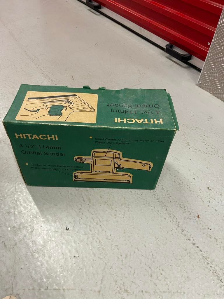 Hitachi 4 1/2" 114mm Orbital Sander - Nieuw in doos, Ophalen of Verzenden, Nieuw, Minder dan 600 watt, Vlakschuurmachine