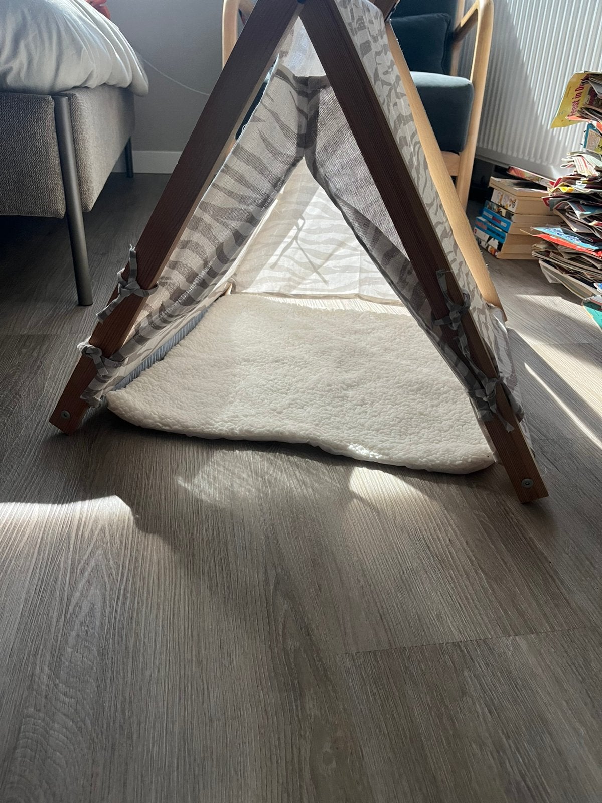 Leuk tentje voor katten/poesen, Ophalen, Zo goed als nieuw