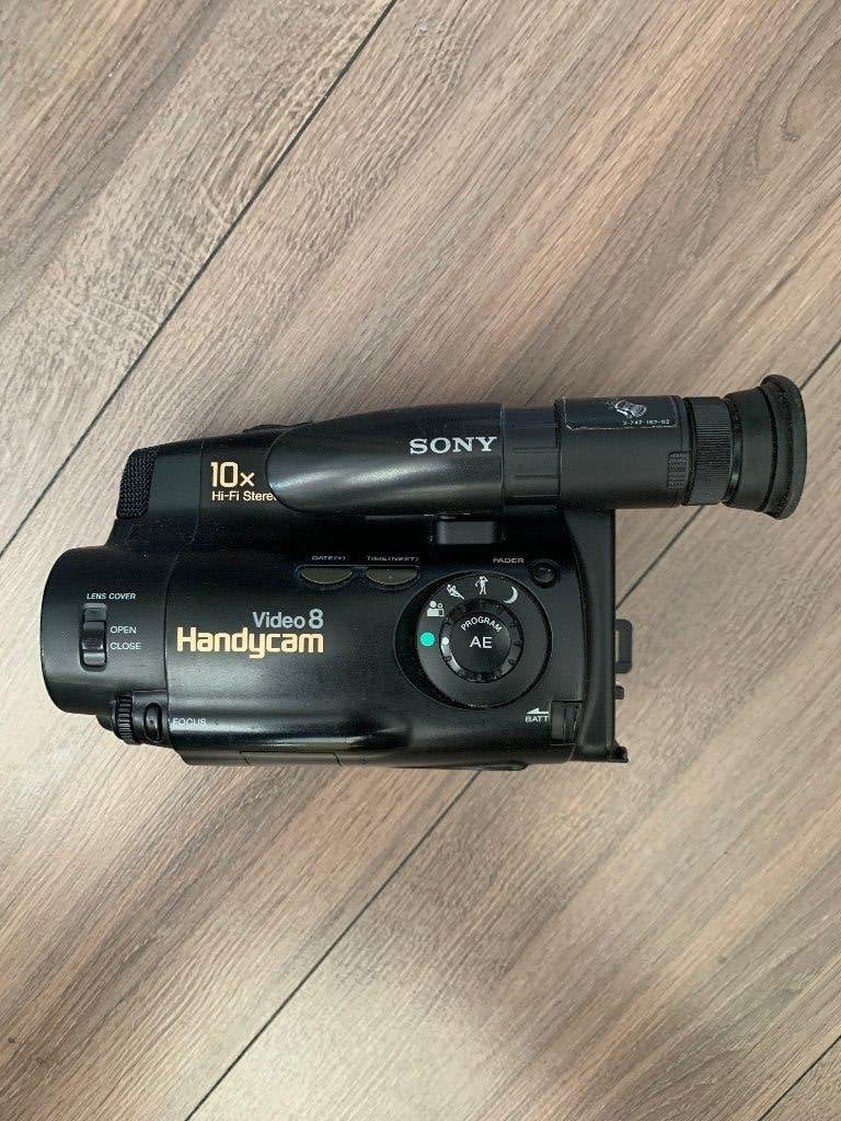 Sony ccd-tr-323e video8 handycam, Ophalen of Verzenden, Overige soorten, Camera