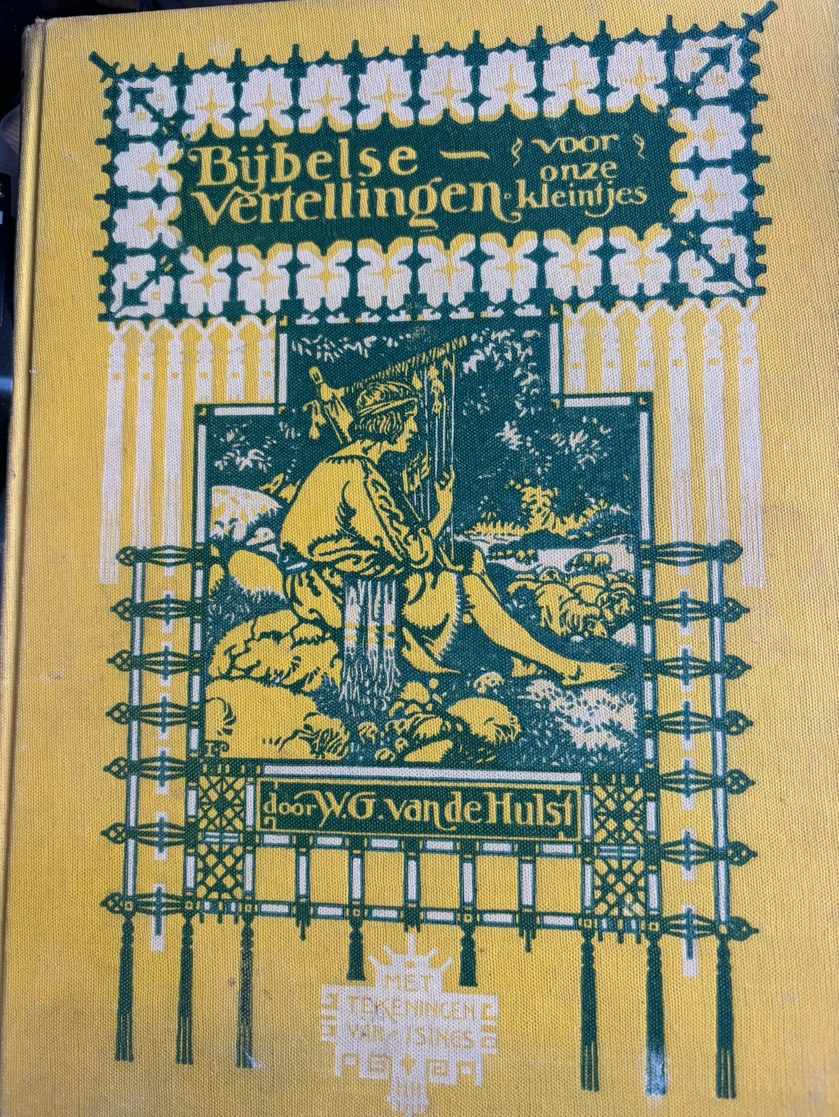 KINDERBIJBEL BIJBELSE VERTELLINGEN OT/NT DOOR WG V.D. HULST, Ophalen of Verzenden, Zo goed als nieuw