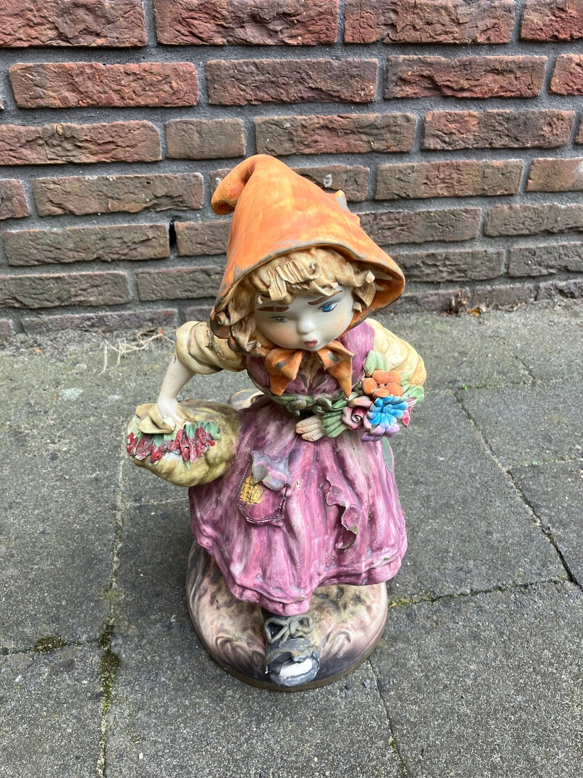 Capodimonte Beeldjes: Jongen en Meisje met Bloemen, Ophalen of Verzenden