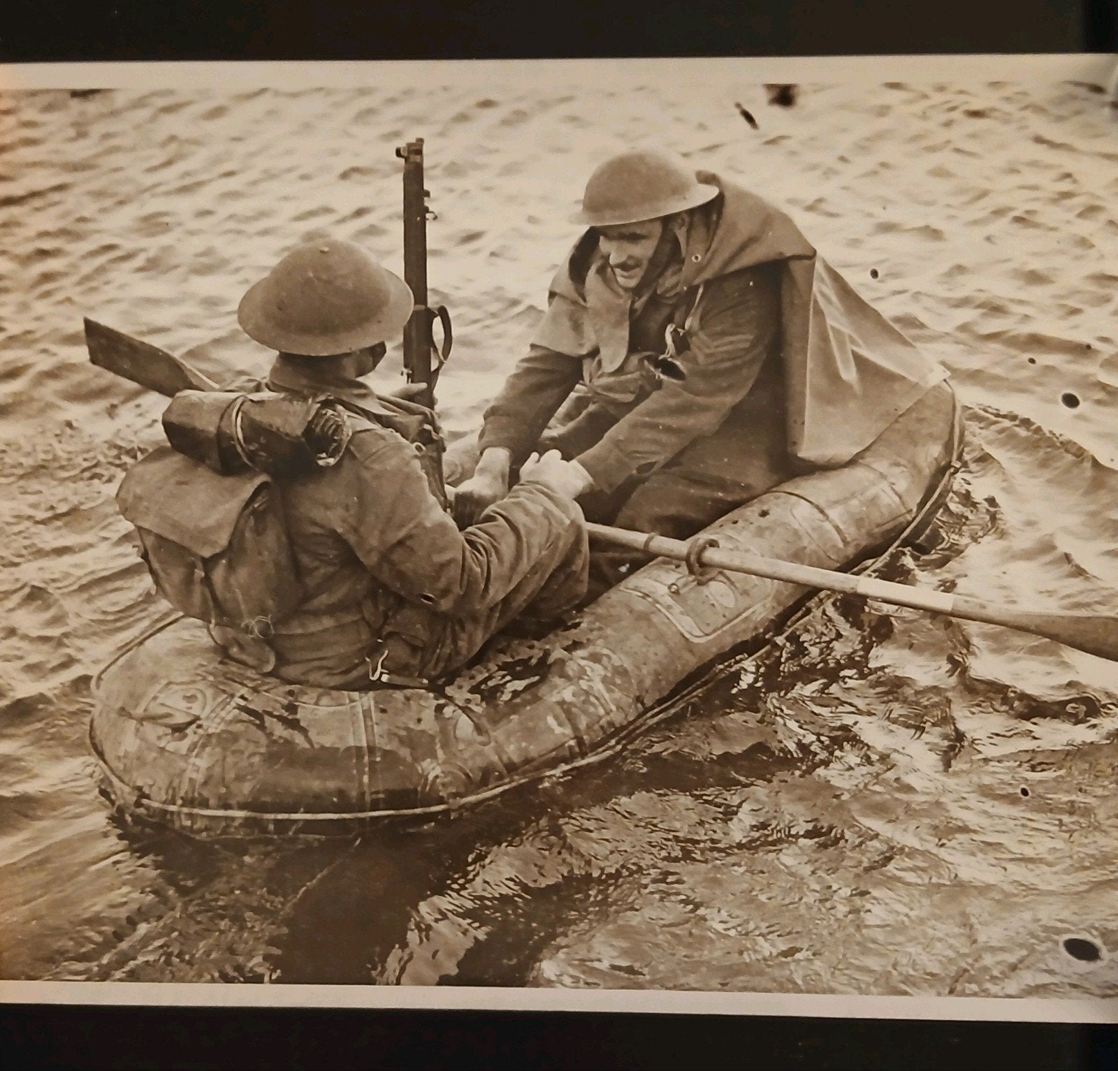 Britse Persfoto Canadese Soldaten Wo2, Ophalen of Verzenden, Engeland, Foto of Poster