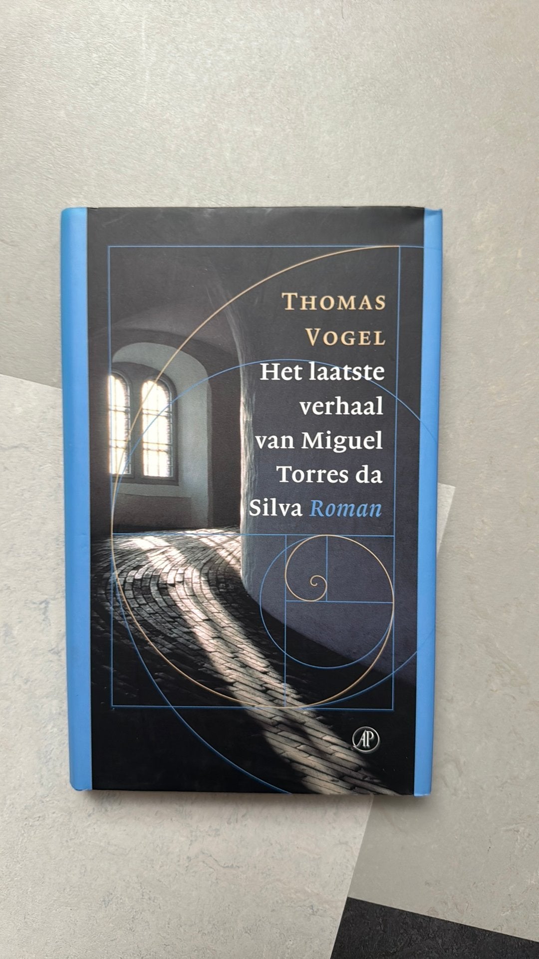 T. Vogel - Het laatste verhaal van Miguel Torres da Silva, Ophalen of Verzenden, Zo goed als nieuw, T. Vogel
