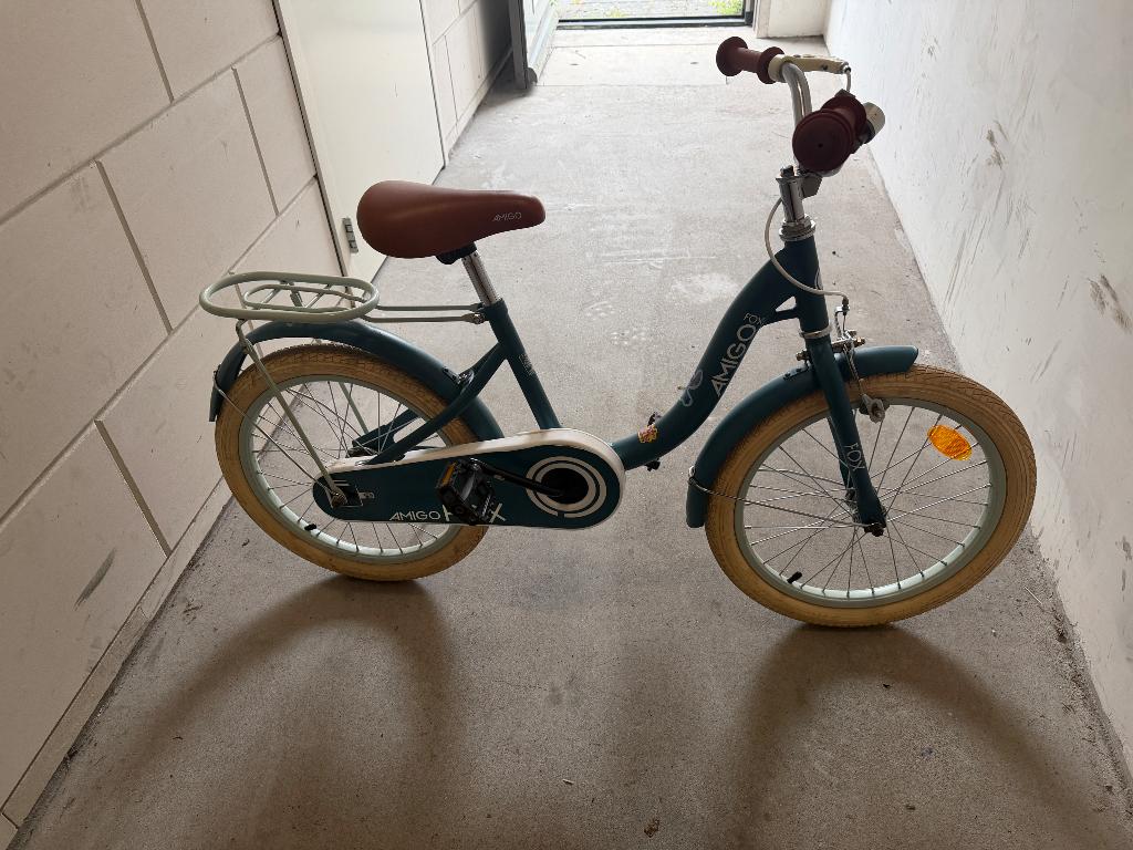 Amigo meisjes fiets 18 inch, Ophalen, Terugtraprem, Gebruikt, Handrem