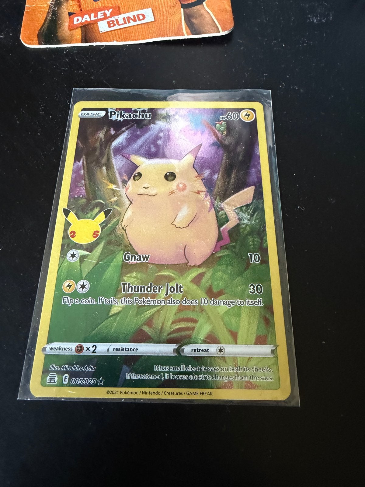 Pikachu Celebrations 25th Anniversary Pokémon Kaart, Ophalen of Verzenden, Zo goed als nieuw, Losse kaart, Foil