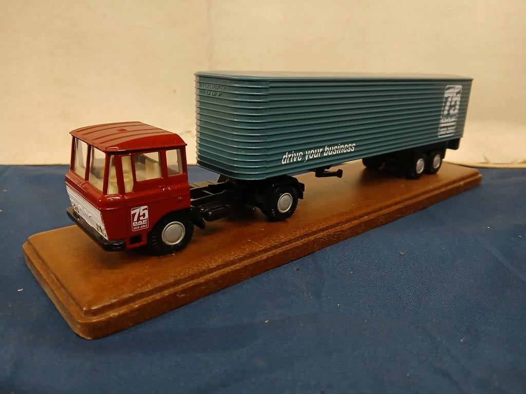 LION TOYS, DAF 2600 " 75 jaar DAF ", Ophalen of Verzenden, Nieuw, Bus of Vrachtwagen, Lion Toys
