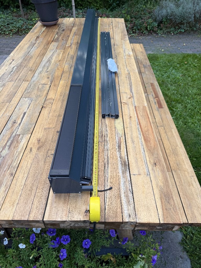 Screen op zonne energie met afstandsbediening (230140 cm), Ophalen, Gebruikt, Elektrisch, Minder dan 250 cm