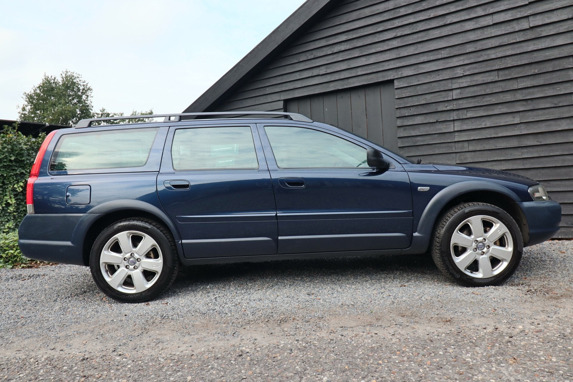 Volvo V70 Cross Country 2.4 T Comfort Line (bj 2000), Auto's, Automaat, Verwarmde buitenspiegels, Zwart, 2435 cc
